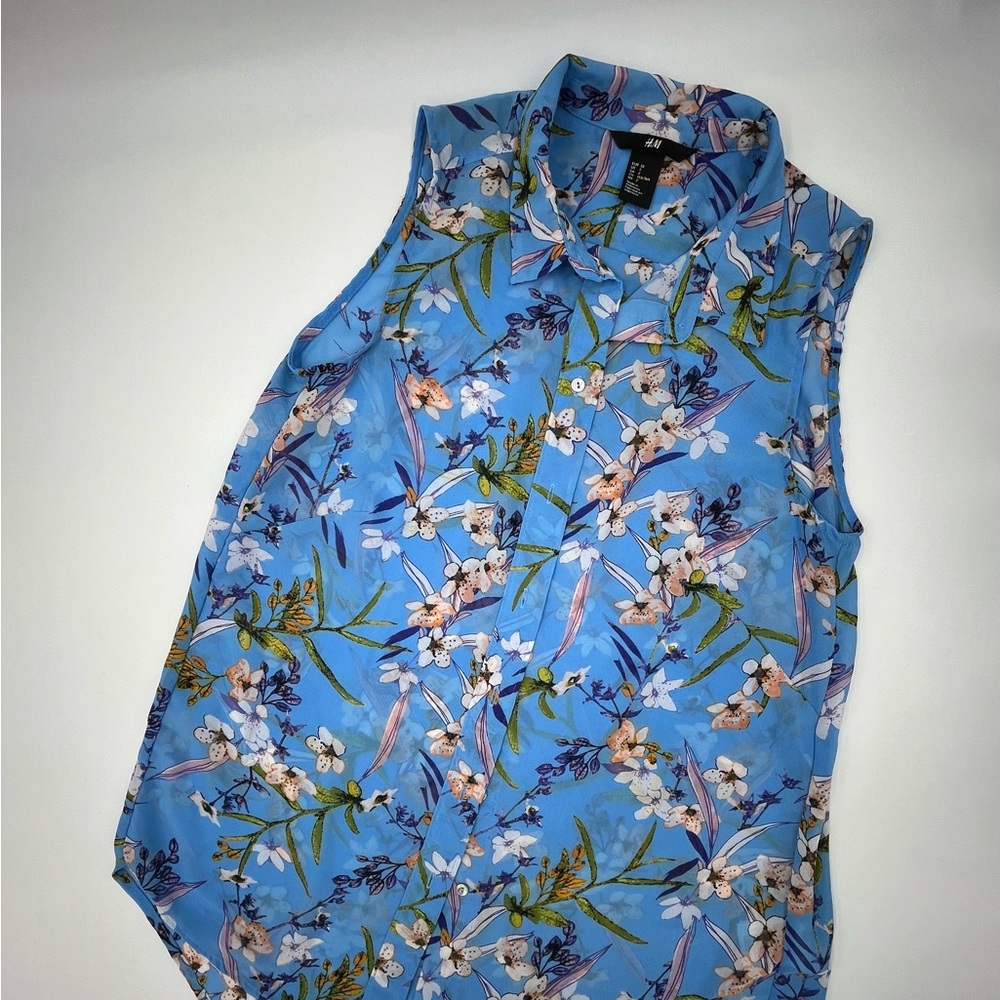H&M Blue Floral Sleeveless Blouse